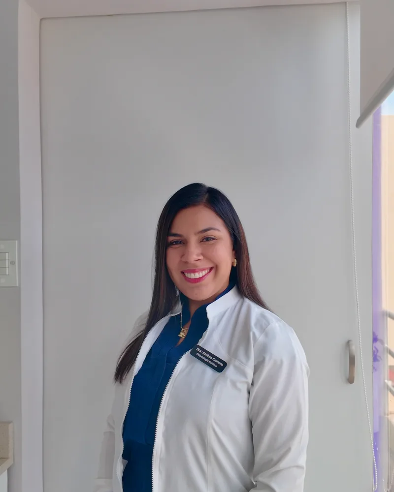 Dra. Andrea Camero, especialista en Diseño de Sonrisa